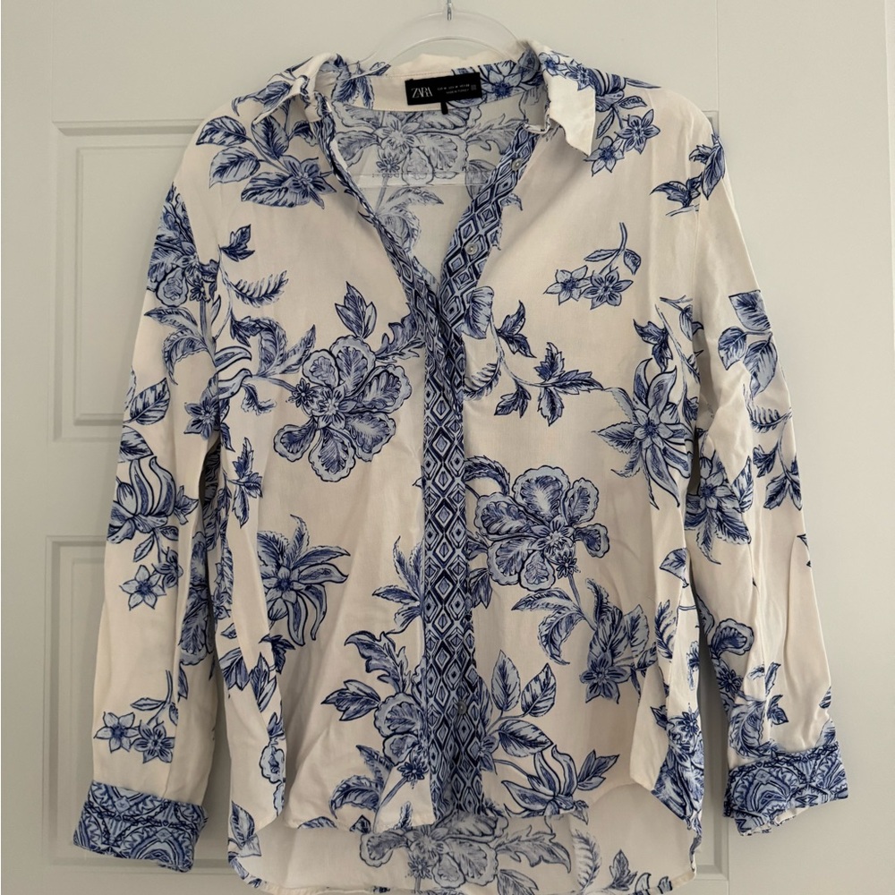 Zara Women's Matching Set Button Down Shirt with Blue Floral Design and Skirt M